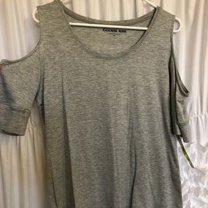 Gianni Bini Gray cold shoulder Tee